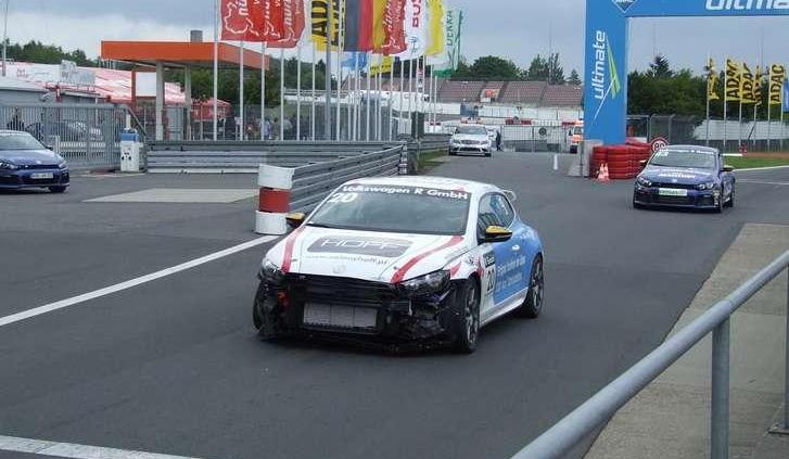 Polacy na Nürburgringu z przygodami (Scirocco R Cup)