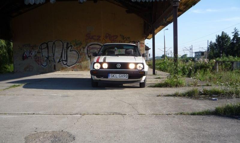 Volkswagen Golf II 1.8 GTI 107KM 79kW 1985-1987