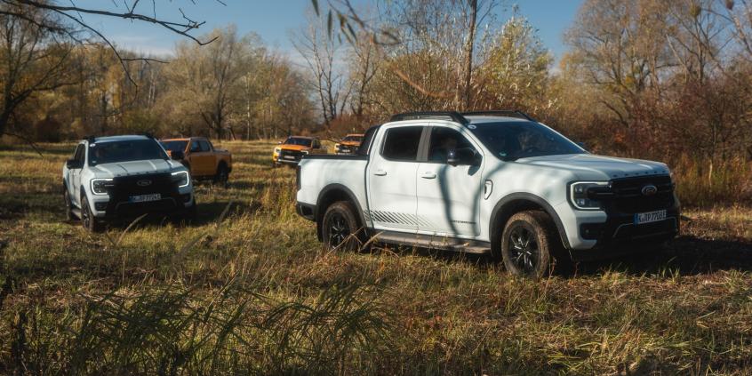 Ford Ranger PHEV udowadnia, że hybryda w pickupie ma sens. Pierwsza jazda