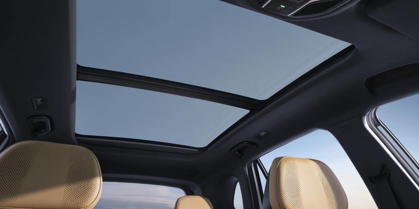 Geely Starray EM-i redefiniuje pojęcie komfortu i bezpieczeństwa. Jak technologia, wspierająca kierowcę sprawuje się w praktyce?