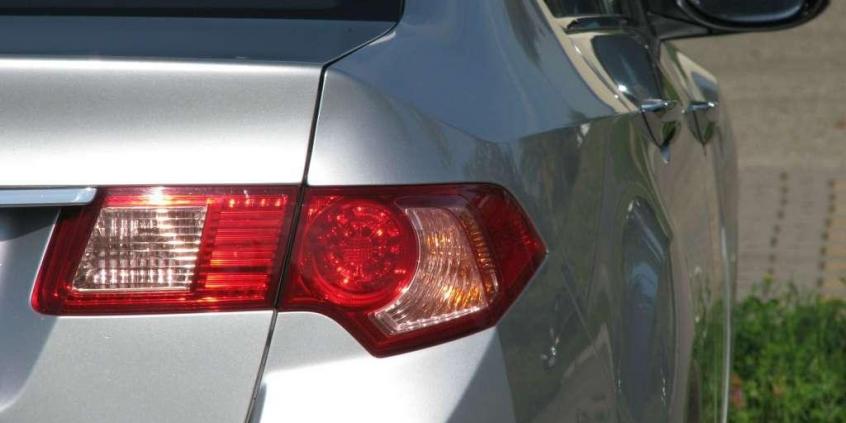 Honda Accord - Przyciasna radość jazdy