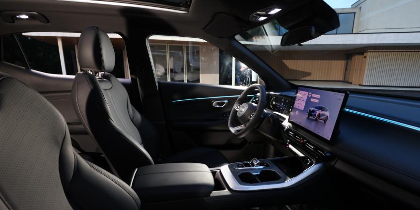 GAC EMKOO Hybrid i EMZOOM debiutują w Polsce. Znamy ceny i dane techniczne