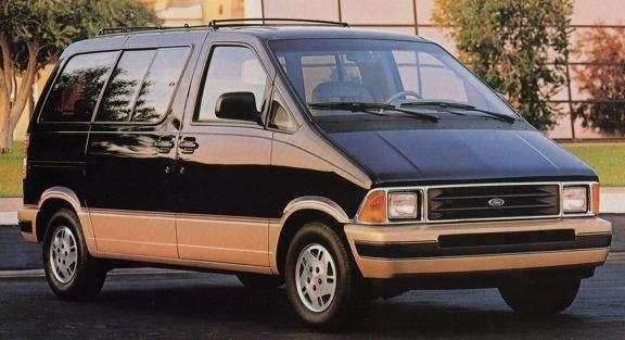 Ford Aerostar - kosmiczny twór