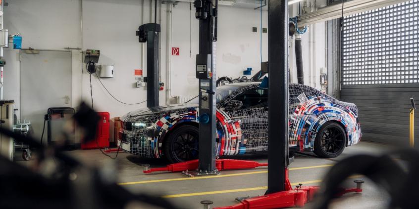 Len zamiast karbonu, prąd zamiast benzyny. Tak zmieni się BMW M3