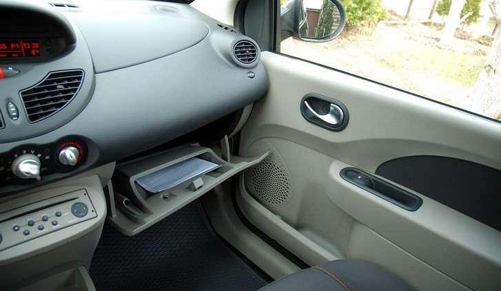 Renault Twingo 1.2 16V (75 KM) Dynamique - zwinny i stylowy