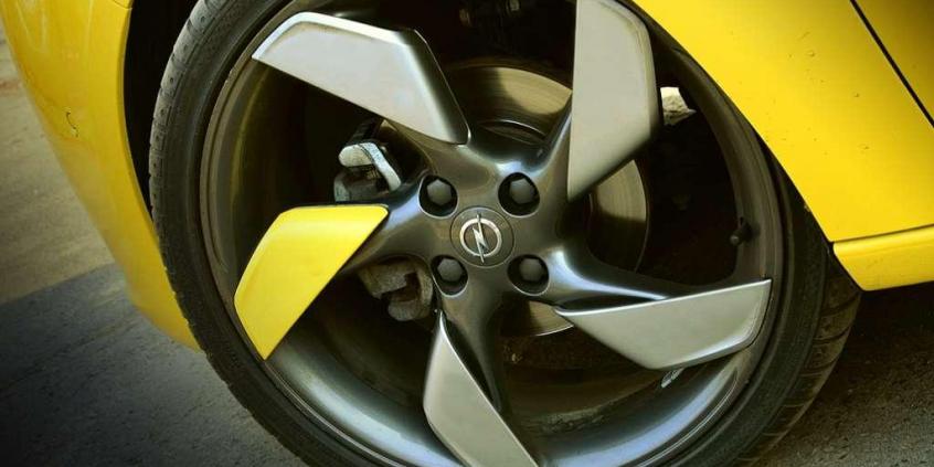 Opel Adam - lek na drogową nudę