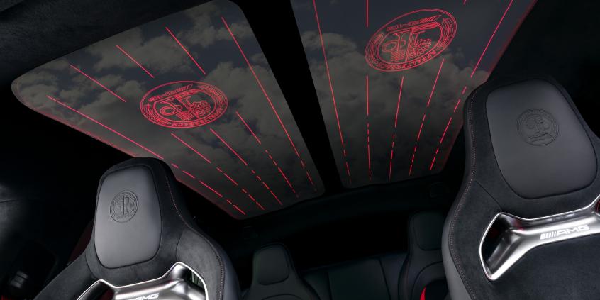 14-calowe ekrany i fizyczne sterowanie. Oto wnętrze nowego AMG GT 4-Door Coupé