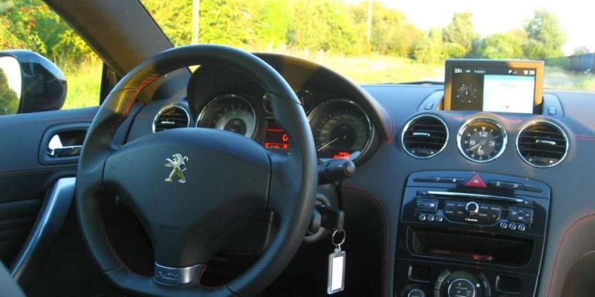 Peugeot RCZ-R - bajkowe emocje