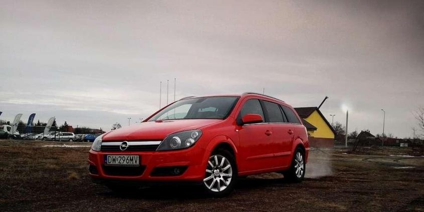 Opel Astra H - ubrana w codzienność