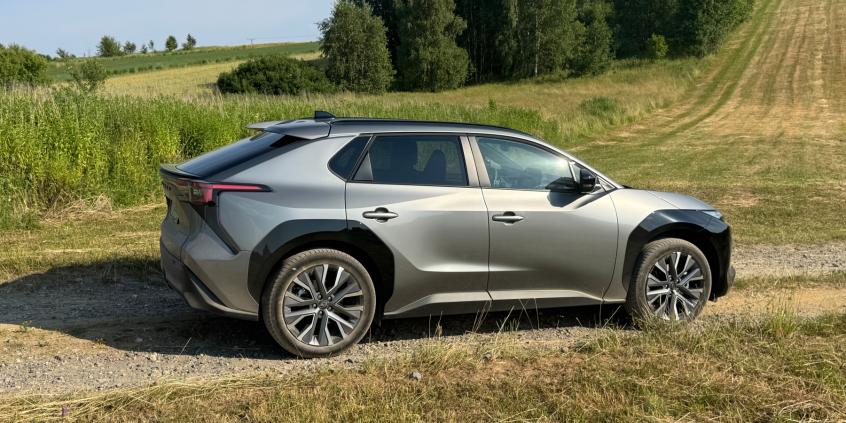 Pierwsza jazda: Nowe elektryki od Subaru. Uncharted, Solterra i E-Outback zachowały DNA marki