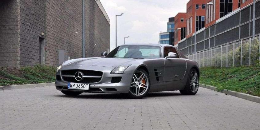 Cudownie szpanerski - Mercedes SLS