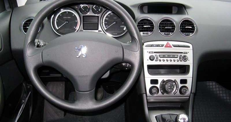 Peugeot 308 - francuski pomysł na klasę kompakt