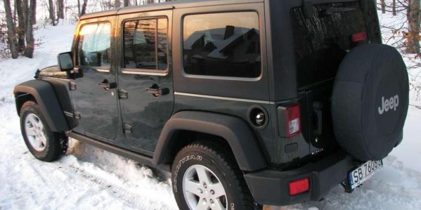 Jeep Wrangler Unlimited Rubicon  - Twardziel w starym stylu