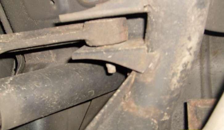 Opis techniczny Ford Mondeo I