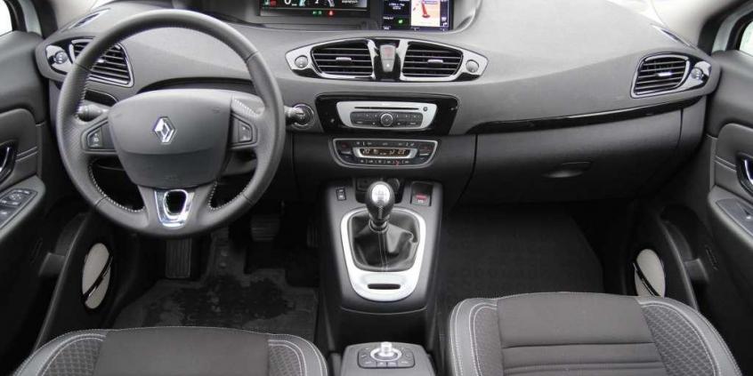 Renault Grand Scenic - ginący gatunek?