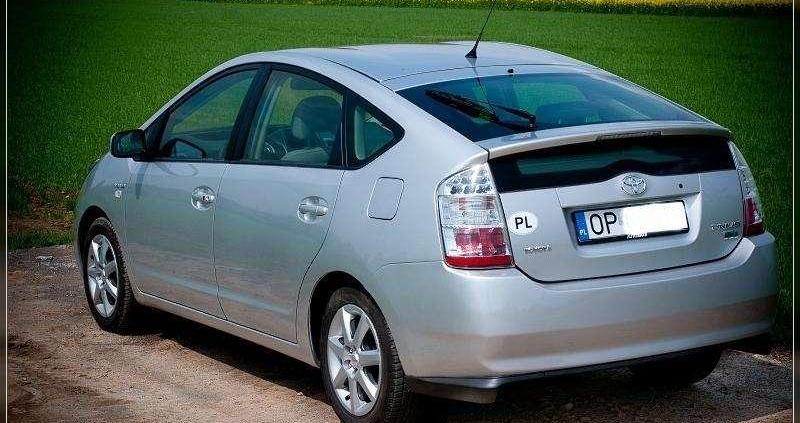 Hybryda z drugiej ręki - Toyota Prius II (2003-2009)