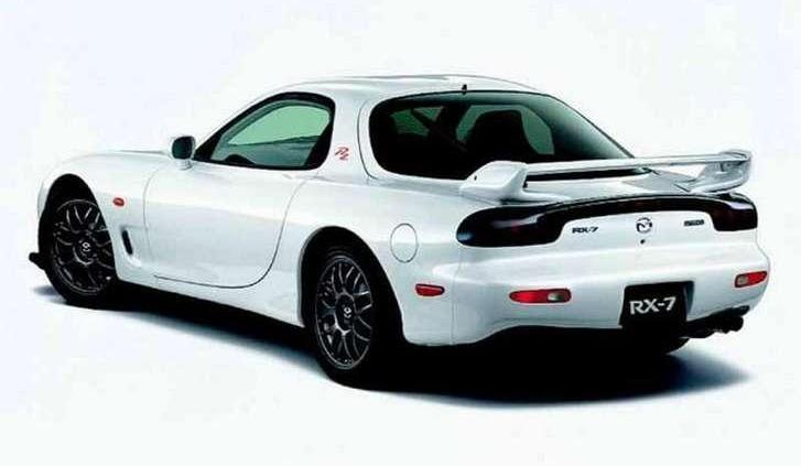 A w żyłach sportowa krew - Mazda RX7