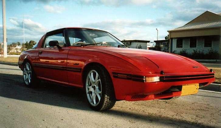 A w żyłach sportowa krew - Mazda RX7