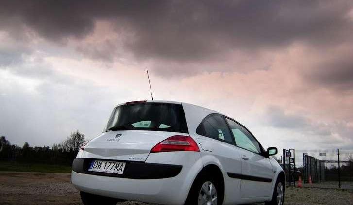 Renault Megane II - przybysz z kosmosu