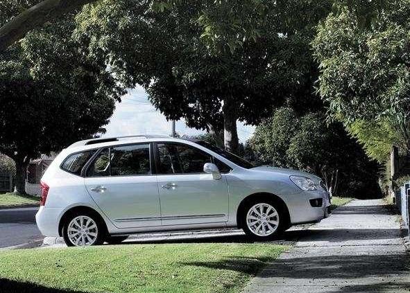 Kia Carens - niszowy Koreańczyk
