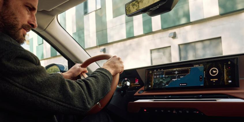 DS N°8 Wnętrzem Roku 2026. Pokonał BMW iX3, Mercedesa GLC EQ i Mazdę 6e w plebiscycie WP