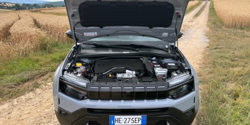 Pierwsza jazda: Jeep Avenger po liftingu. Kilka kosmetycznych zmian, prawie każda na lepsze