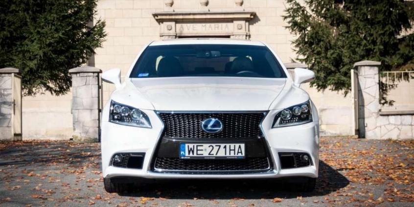 Lexus LS600h - ekolimuzyna dla ekoprezesa