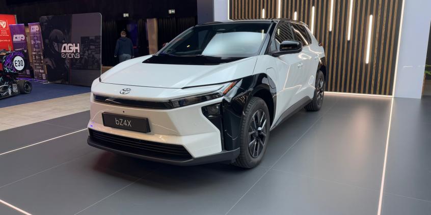 Premiery Toyoty na Kongresie Nowej Mobilności. Poznajcie bZ4X, bZ4X Touring, C-HR+ oraz Urban Cruiser