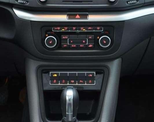 VW Sharan - rodzinna uczta