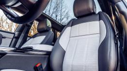 Land Rover Range Rover Evoque (2019) - fotel kierowcy, widok z przodu