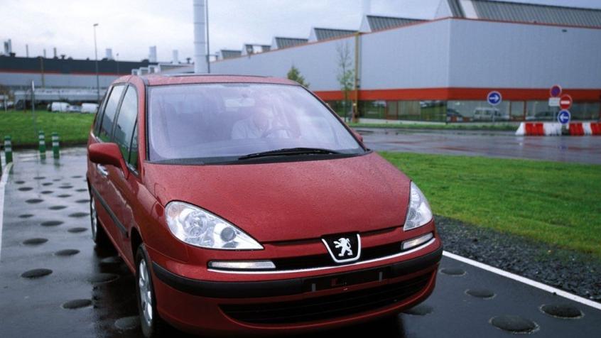 Peugeot 807 Minivan 2.0 16V 143KM 105kW 2002-2009