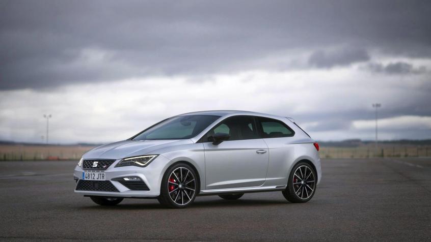 Seat Leon III CUPRA SC Facelifting 2.0 TSI 300KM 221kW 2017-2019