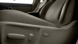 Toyota Avensis Kombi 2009 - sterowanie podgrzewaniem foteli