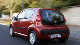 Peugeot 107 2009 - widok z tyłu