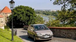 Peugeot 807 Minivan 2.0 16V 143KM 105kW 2002-2009
