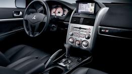 Mitsubishi Galant 2009 - pełny panel przedni