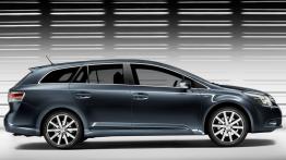 Toyota Avensis Kombi 2009 - prawy bok