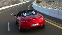 Alfa Romeo Spider 2009 - widok z tyłu