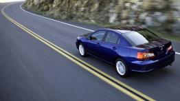 Mitsubishi Galant 2009 - lewy bok