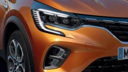 Renault Captur II (2019) - prawy przedni reflektor - w??czony