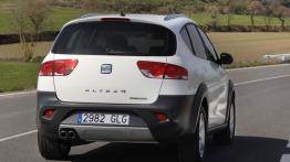 Seat Altea Freetrack 2009 - tył - reflektory wyłączone