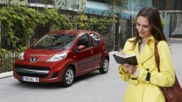 Peugeot 107 2009 - widok z przodu