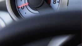 Peugeot 107 2009 - obrotomierz