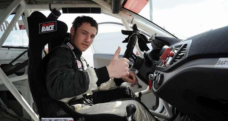 Najtańszy sposób na profesjonalne ściganie, czyli Kia Lotos Race