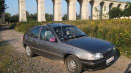 Opel Kadett E Hatchback 1.5 TD 72KM 53kW 1988-1991