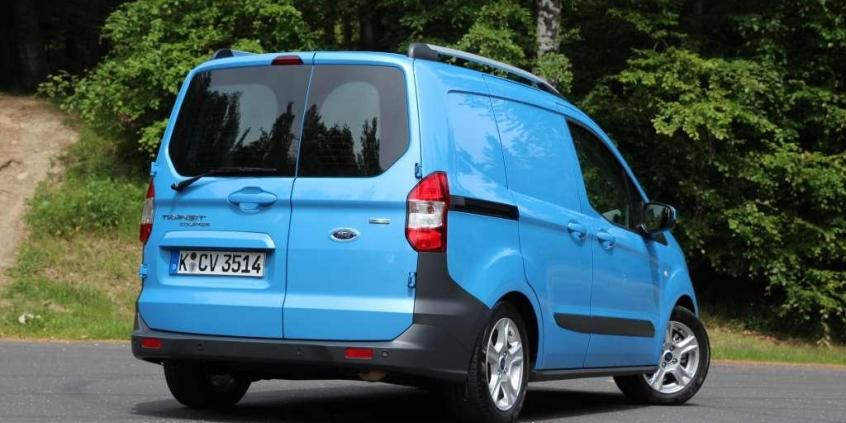 Ford Transit Courier - porządkowanie oferty