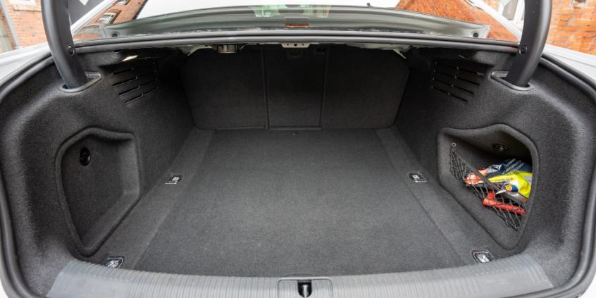 Audi A4 2.0 TDI quattro S Tronic to niemiecka klasyka gatunku. Czy po latach dalej jest premium?