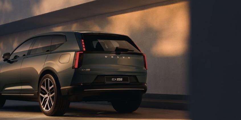 To może być przełomowe Volvo. EX60 oferuje do 810 km zasięgu