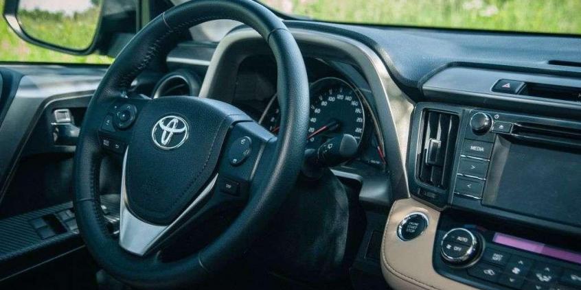 Toyota RAV4 2.0 D4D - skok do nowego segmentu?