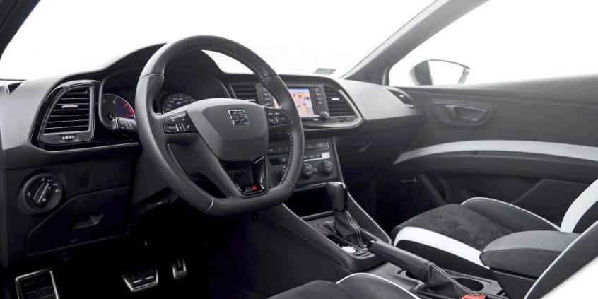 Volkswagen Golf GTI Performance vs. Seat Leon SC Cupra 280 - dwaj przyjaciele z ...